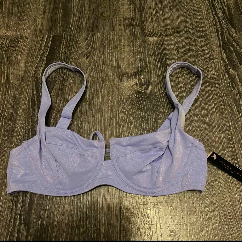 New with tags Victorias Secret bikini top